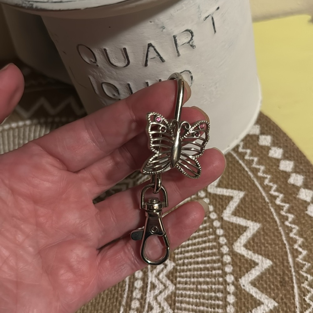 NWOT Silver Butterfly Keychain/Purse holder with Pink stones - Picture 3 of 4